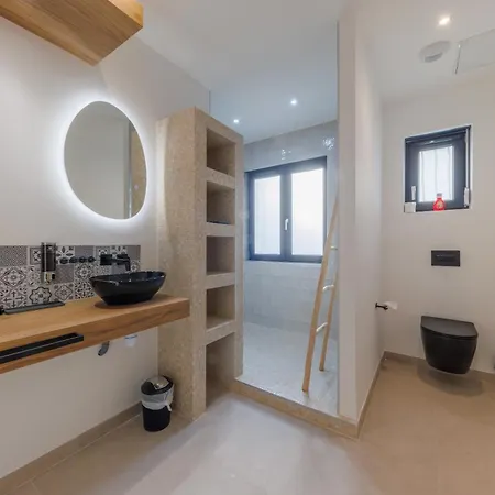 Apartamento La Roseraie - Prive - Parking Gratuit - Jacuzzi - Familial - Professionnel